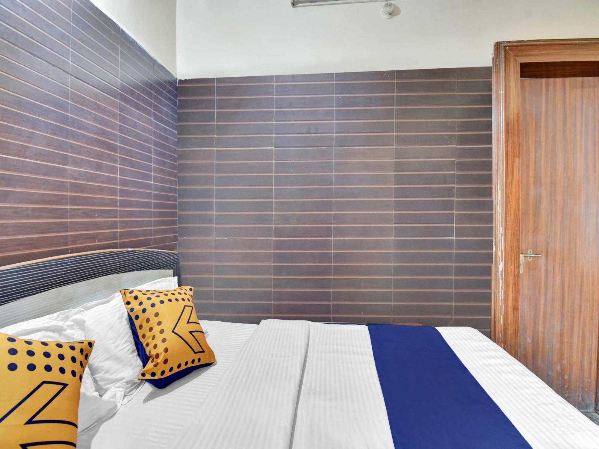 Oyo 85212 Hotel Vaibhav Ajmer Luaran gambar